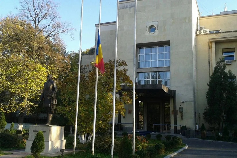 Румыния потребовала cократить штат российского посольства на 51 человека