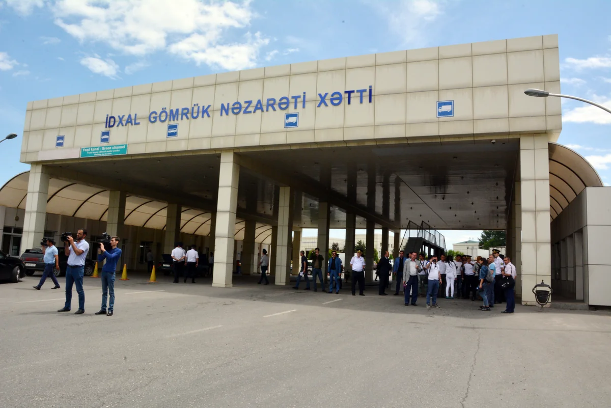 Samur gömrük postu gücləndirilmiş iş rejiminə keçib