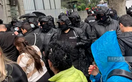 В Тбилиси мобилизовали спецназ для восстановления общественного порядка