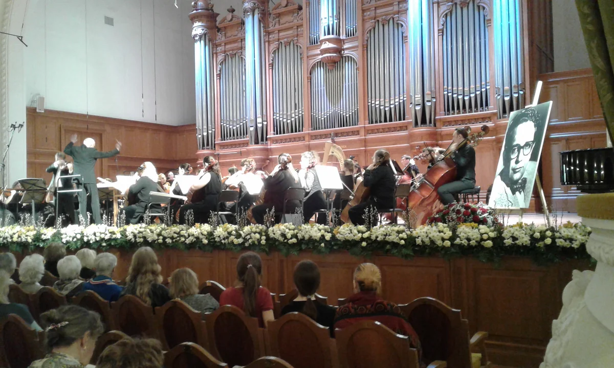 В Москве прошел большой концерт в честь 100-летия Гара Гараева