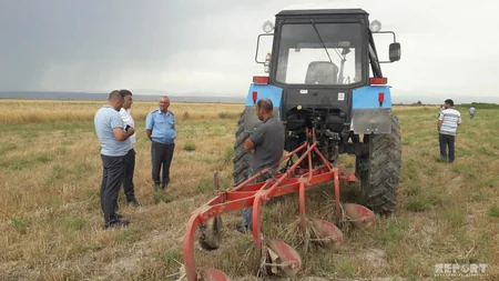 Kürdəmirdə taxıl zəmisində baş verən yanğın söndürülüb - FOTO - VİDEO - YENİLƏNİB-2