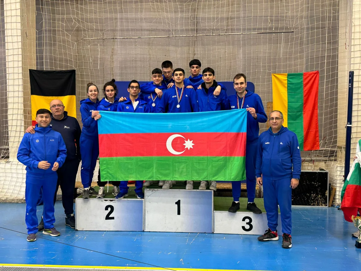 Azərbaycan qılıncoynadanları Bolqarıstanda beynəlxalq turnirdə medal qazanıblar