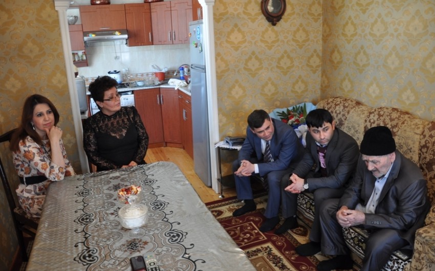 Qaradağ rayonunda yaşayan müharibə veteranları ilə görüş keçirilib