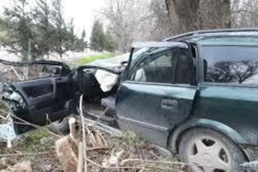 Şəmkirdə yol qəzası olub, xəsarət alanlar var