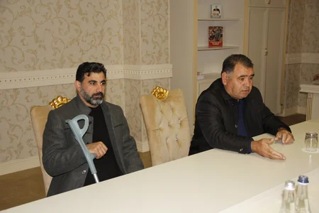 Daşınmaz Əmlakın Dövlət Kadastrı və Reyestrinin sədri Cəlilabadda vətəndaşları qəbul edib