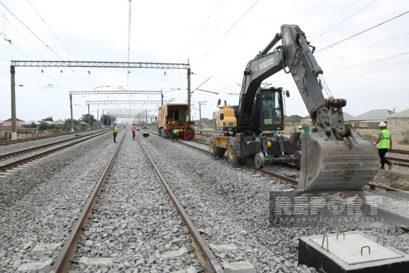 АБР назвал причины задержки реконструкции железной дороги Сумгайыт-Ялама