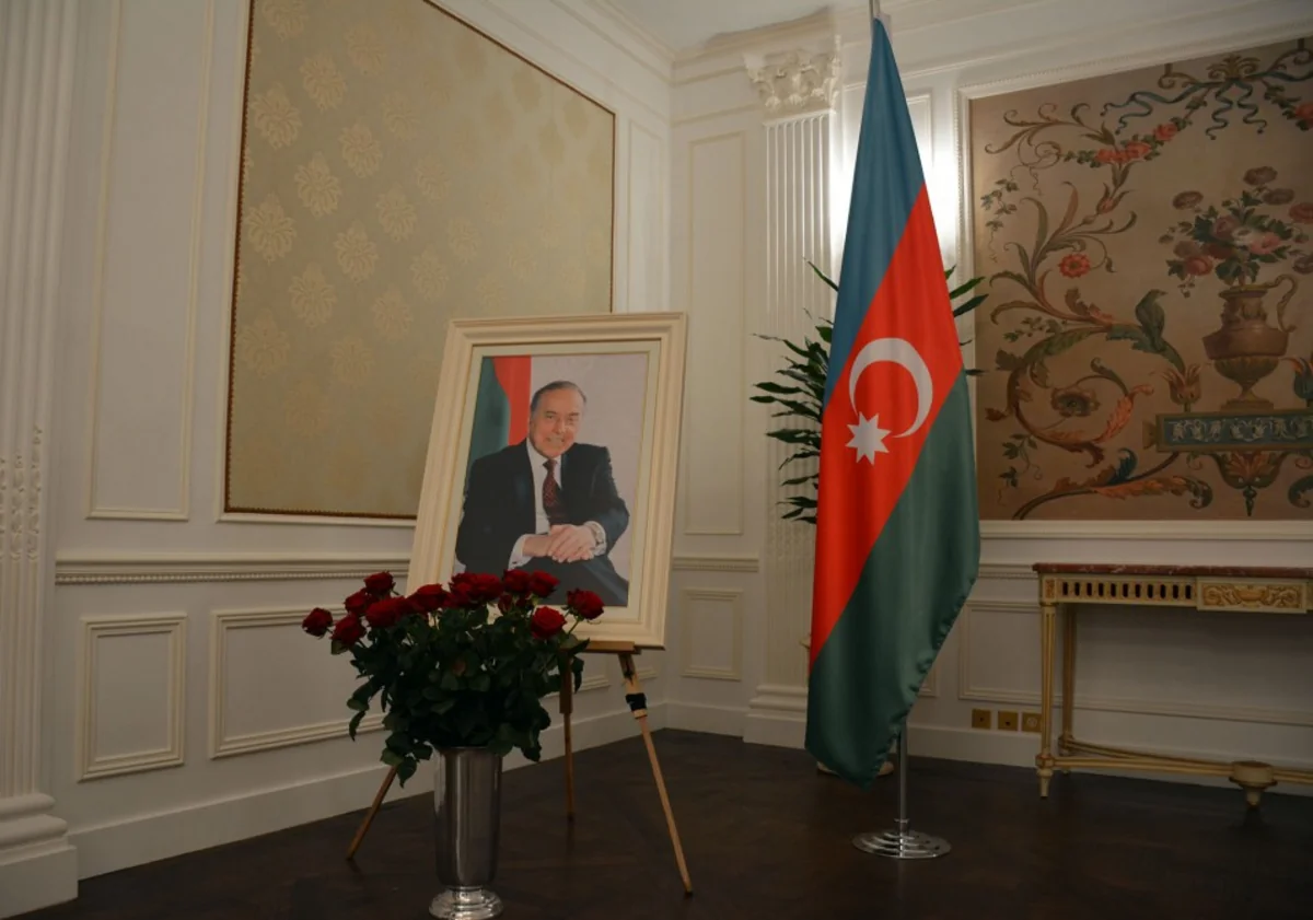 France hosts event in memory of national leader Heydar Aliyev