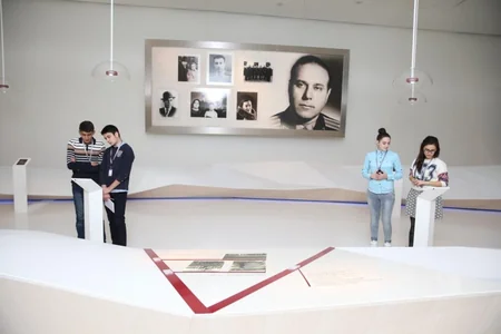 ​Heydar Aliyev Center to hold Scholarship competition on Heydar Aliyev and Azerbaijani history - PHOTO