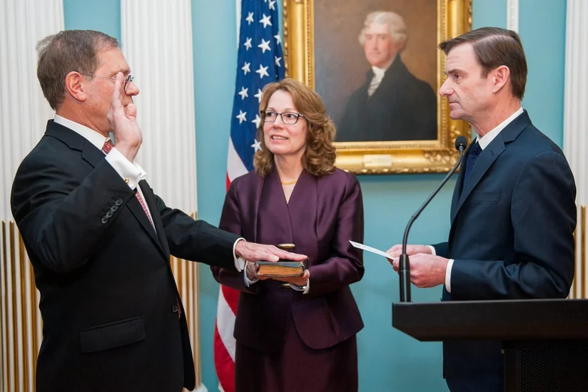 US new ambassador to Azerbaijan swears in