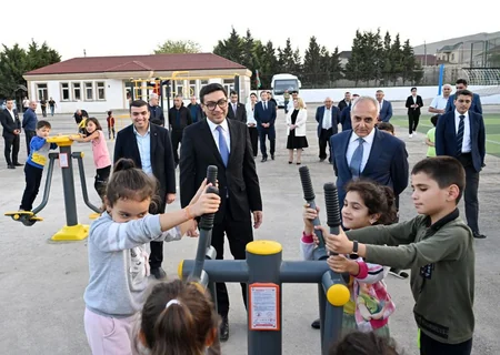 Gənclər və İdman Nazirliyi daha bir Sağlam məhəllə idman zonasını istifadəyə verib
