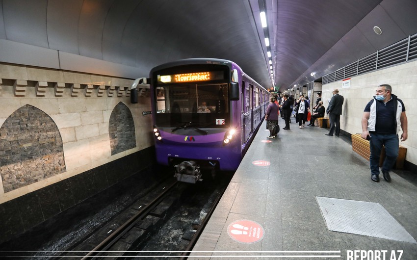Dərslər başlayır - metro açılmalıdırmı?
