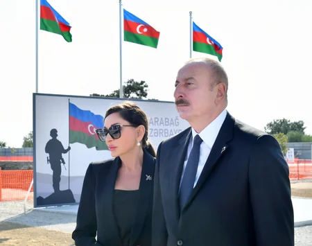 President Ilham Aliyev and First Lady Mehriban Aliyeva visit Victory Park under construction - UPDATED