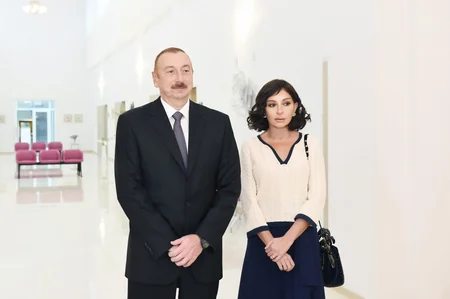 Prezident İlham Əliyev Bakıda Elmi-Tədqiqat Tibbi Bərpa İnstitutunda əsaslı yenidənqurmadan sonra yaradılan şəraitlə tanış olub - YENİLƏNİB