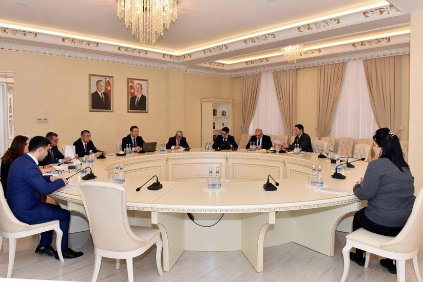 Əmək və Əhalinin Sosial Müdafiəsi naziri Abşeronda vətəndaşları qəbul edib