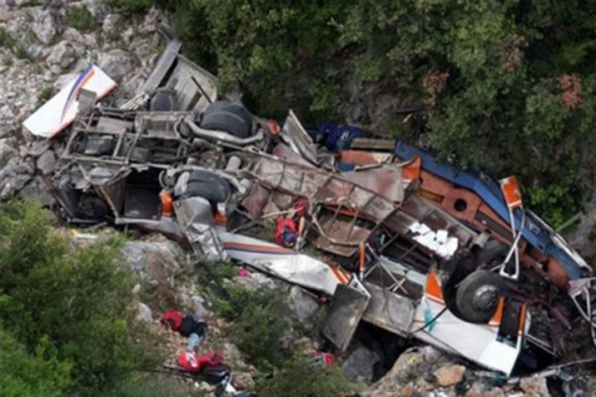 ДТП с автобусом в Боливии: 12 погибших, 30 раненых