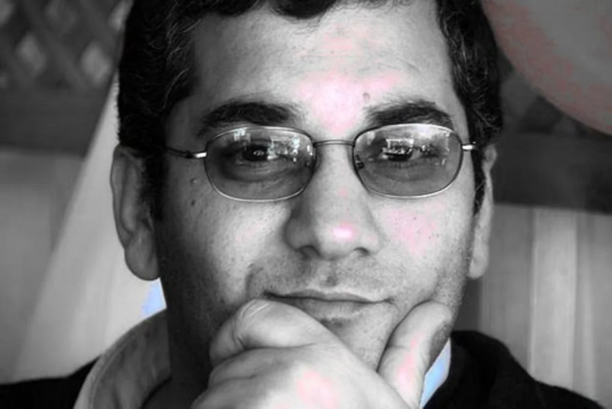 Türkiyəli publisist: Parisdəki terror islamın siyasiləşdirilməsində qazanan şəxslərə sərfəlidir - ŞƏRH