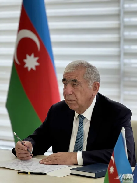 Saleh Məmmədov Şirvan və Hacıqabul sakinlərini qəbul edib