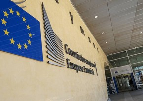 European Commission reopens its press center 