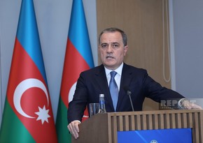Официальный Баку выступает за разрешение российско-украинского конфликта путем политического диалога