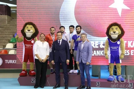 Azərbaycan güləşçiləri İstanbulda 5 medal qazanıblar