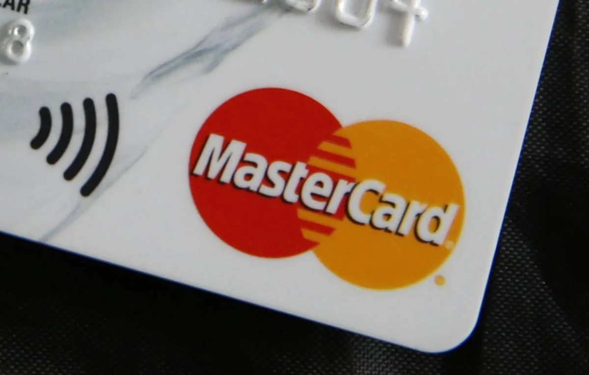 Mastercard приостановила оказание услуг на территории России