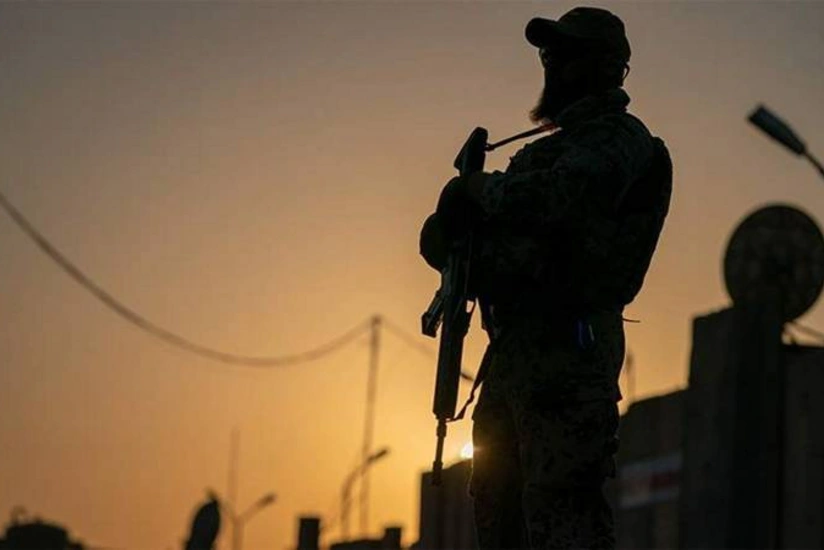 İraq Suriya ilə sərhəddə təhlükəsizlik tədbirlərini gücləndirir