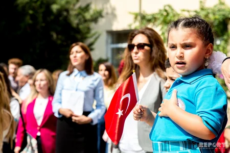Bakı Atatürk Liseyində “Bilik günü” qeyd olunub - FOTOREPORTAJ