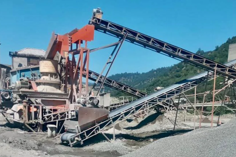 Bakıda atmosferi çirkləndirən daş karxanası cərimələnib
