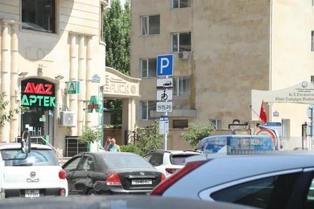 Bakıda ödənişli parklanma necə təşkil edilir?