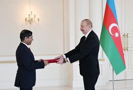 Prezident Banqladeşin Azərbaycandakı yeni səfirinin etimadnaməsini qəbul edib - YENİLƏNİB