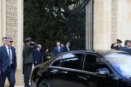 State and government officials commemorate Great Leader Heydar Aliyev - PHOTOS