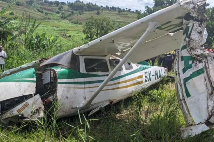 Seven dead in small plane crash in western Mexico