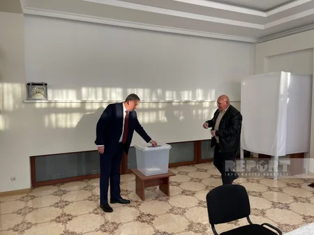 Voting in Azerbaijan presidential elections starts in Moldova
