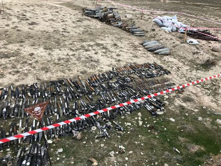 Xızıda 92 ədəd partlamamış hərbi sursat tapılıb