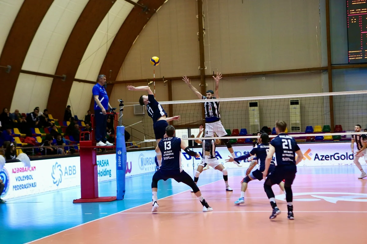 Kişi voleybolçular arasında Azərbaycan çempionatında yarımfinal mərhələsinə start verilib