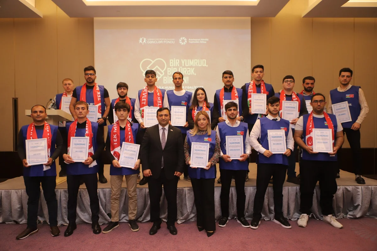 Türkiyəyə yardıma gedən Azərbaycan könüllüləri ilə görüş keçirilib