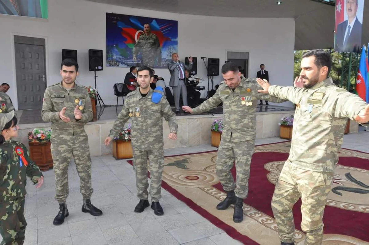 Kürdəmirdə Zəfər Günü bayram əhval-ruhiyyəsi yaradıb