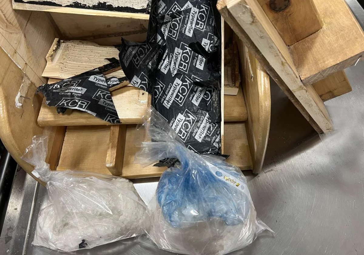 Azərbaycandan Yeni Zellandiyaya poçt bağlamasında 1 kq narkotikin göndərilməsinin qarşısı alınıb