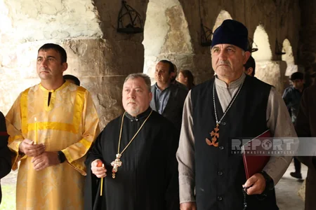 Dini icmaların nümayəndələri Xudavəng monastırında dini ayinlər həyata keçiriblər