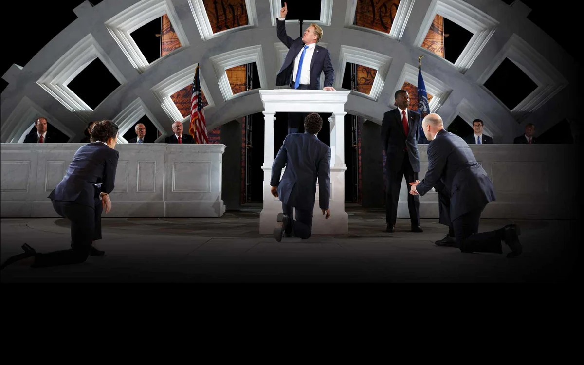 Nyu-York teatrı baş qəhrəmanın Donald Trampa bənzəməsinə görə sponsorlarını itirib