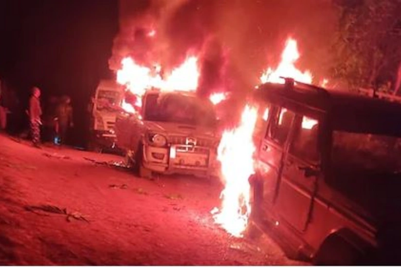 Hindistanda hərbçilər səhvən kəndlilərə atəş açıb, azı 14 nəfər həlak olub