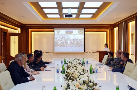 Belqrad Müdafiə Universitetinin nümayəndələri xüsusi təyinatlı təhsil müəssisələrində olublar