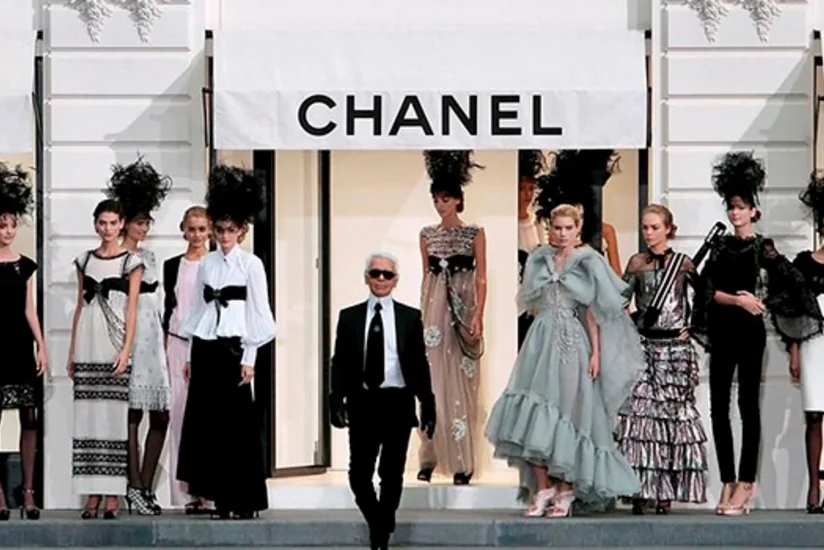 Модный дом Chanel перенес показ в Китае из-за коронавируса