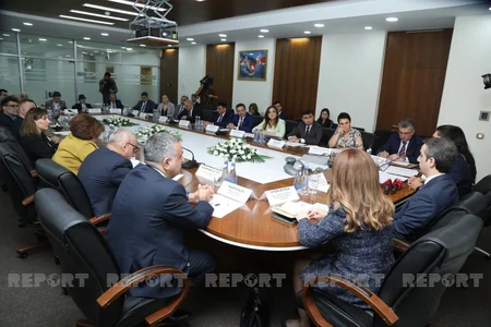 Dayanıqlı inkişaf üçün ədalətli, sülhsevər və açıq cəmiyyətləri təşviq etmək” mövzusunda ictimai müzakirə keçirilib