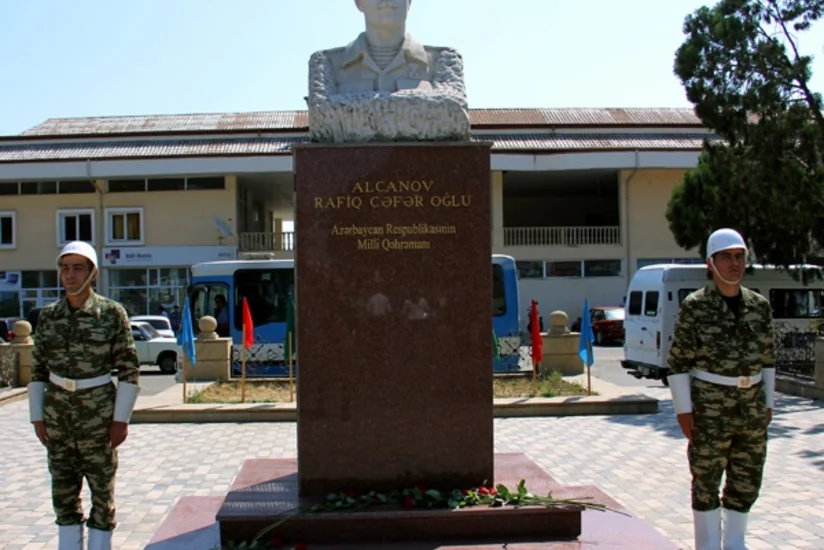 Milli qəhrəman Rafiq Alıcanovun doğum günüdür
