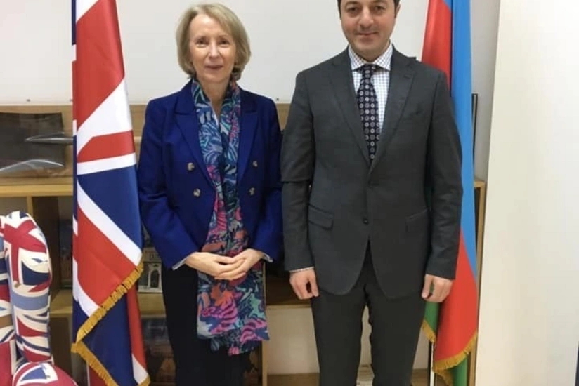 Глава азербайджанской общины Нагорного Карабаха встретился с послом Великобритании