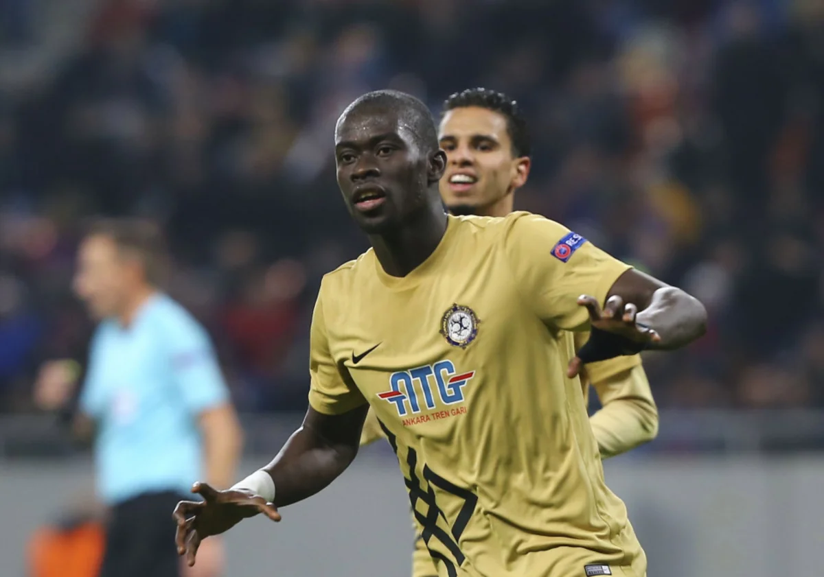 İngiltərə klubu Qalatasarayın futbolçusunu transfer edib