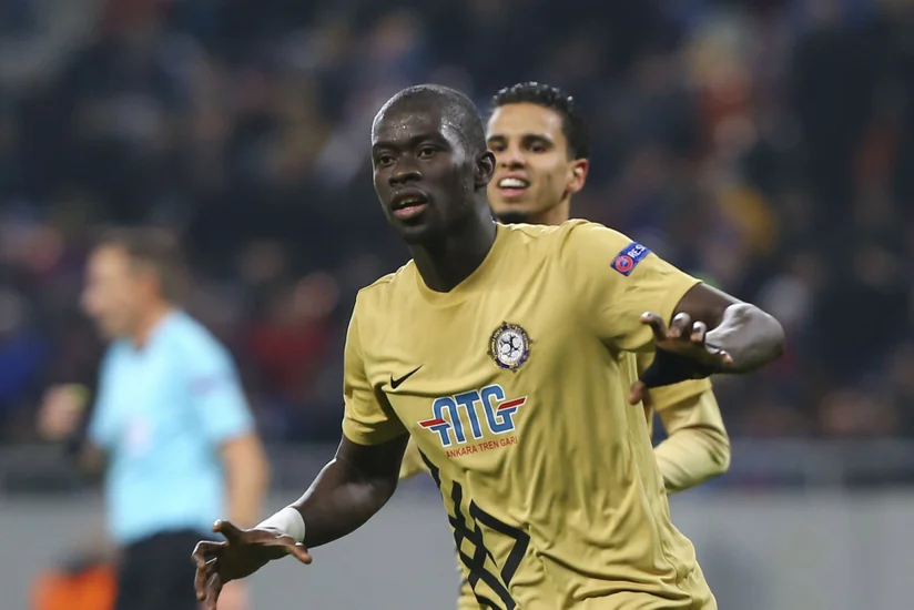 İngiltərə klubu Qalatasarayın futbolçusunu transfer edib