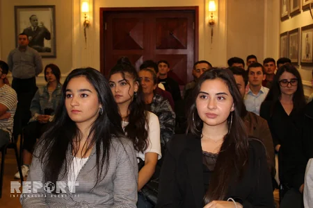 Azərbaycanın Gürcüstandakı səfirliyində tələbələrlə görüş keçirilib - FOTO