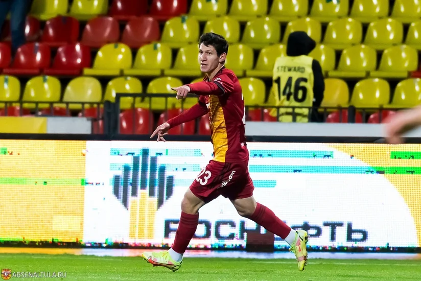 “Arsenal”dan ayrılan futbolçu “Sumqayıt”la anlaşıb